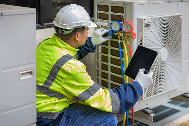 Professional Hvac technician working in Shelby, IN